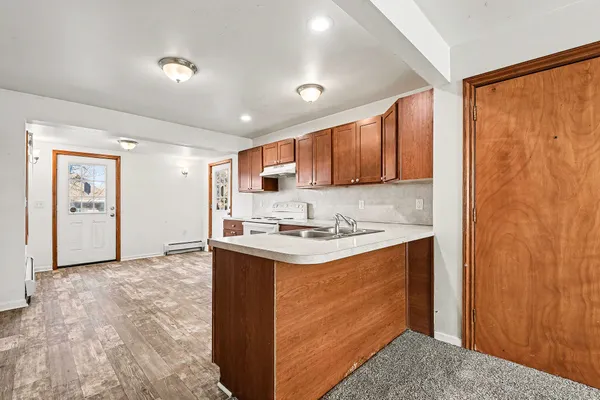 $586,900 | 3201 Marshall Avenue Southeast, Grand Rapids, MI 49508