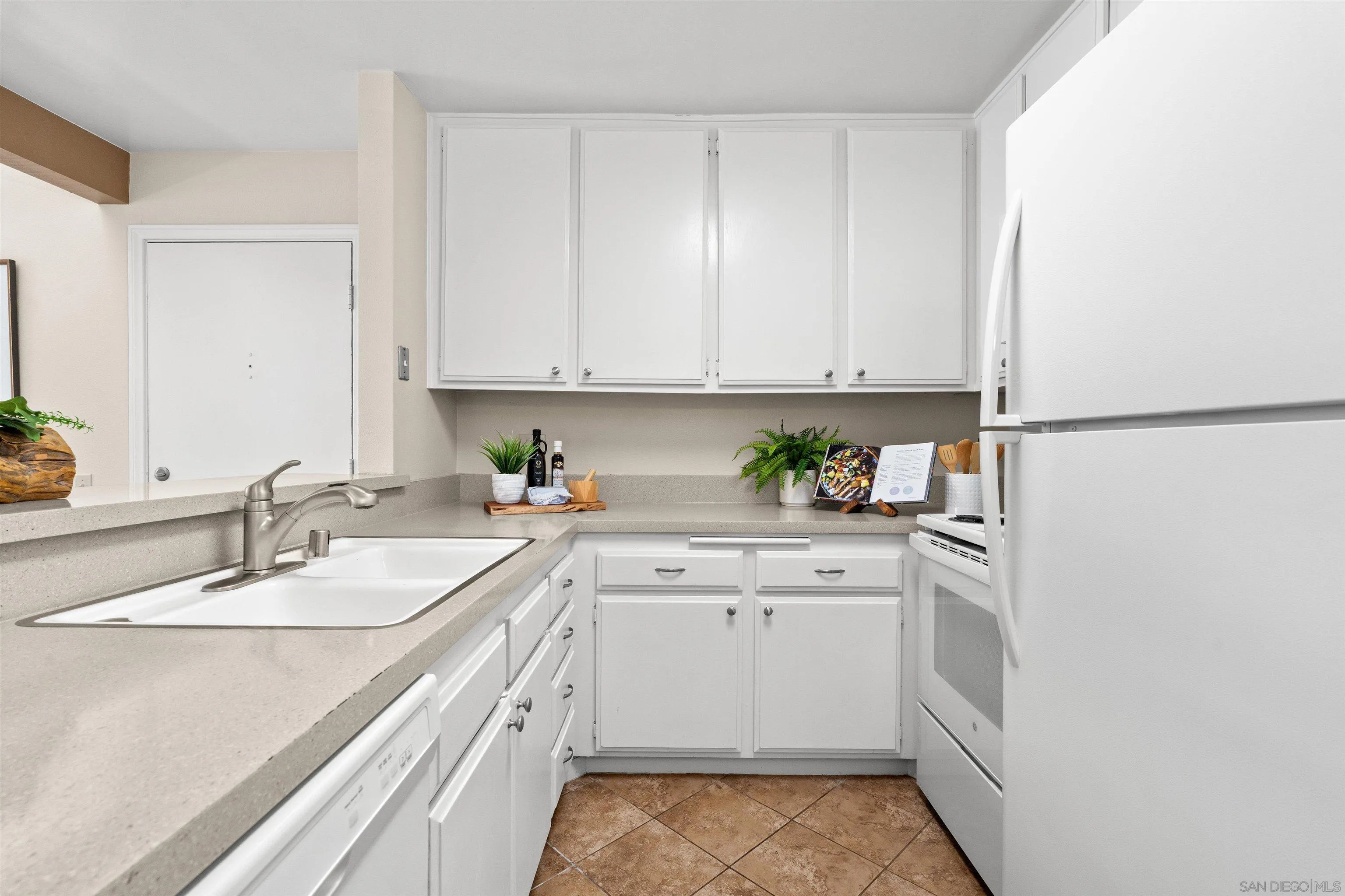 3583 Ruffin Road, Unit 210 San Diego, CA 92123 - Photo 18 of 56 Gallery Image 18