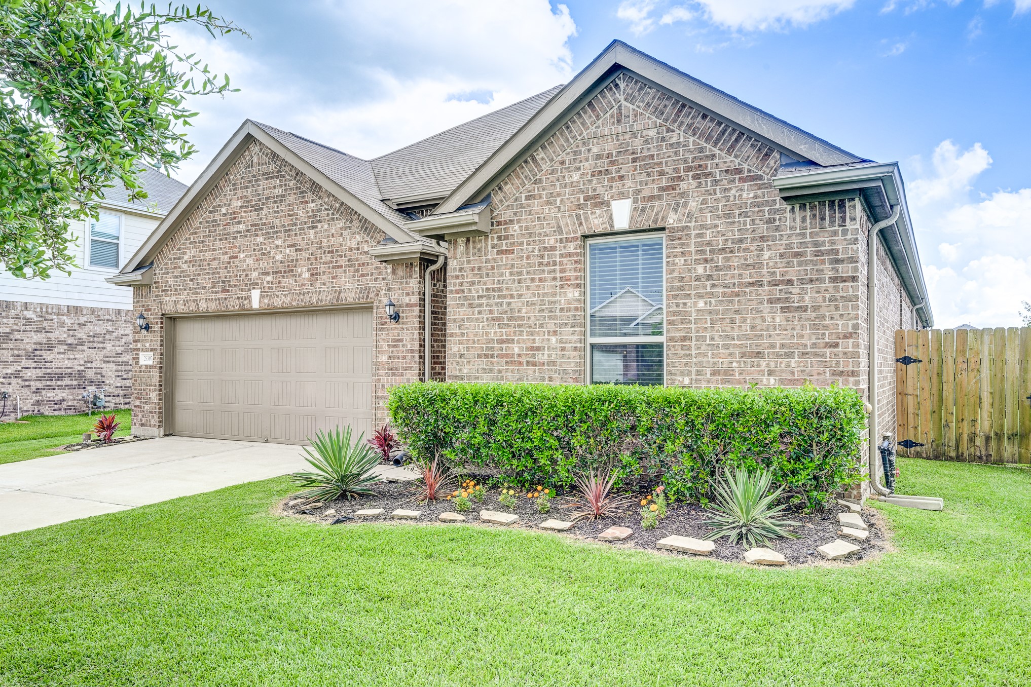 25307 Champion Ridge Court Katy, TX 77493 - Photo 2 of 48 Spacious lot!