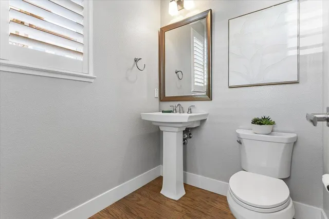 $1,395,000 | 406 Mosley Avenue, Alameda, CA 94501