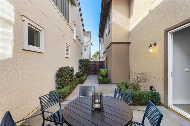 $1,395,000 | 406 Mosley Avenue, Alameda, CA 94501