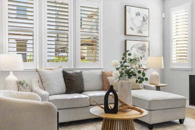 $1,395,000 | 406 Mosley Avenue, Alameda, CA 94501