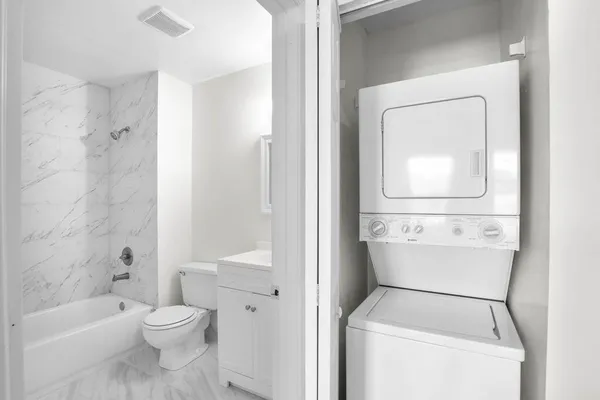 $3,300 | 3300 Jaywood Terrace, Unit 2160, Boca Raton, FL 33431