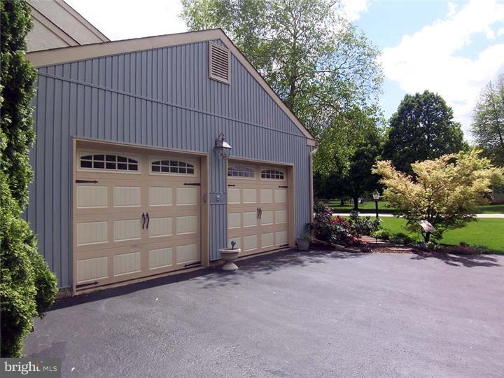 311 Sidley Road Malvern, PA 19355 - Photo 22 of 25 Garage