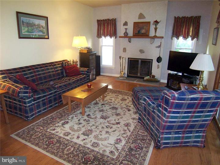 311 Sidley Road Malvern, PA 19355 - Photo 9 of 25 Family Room