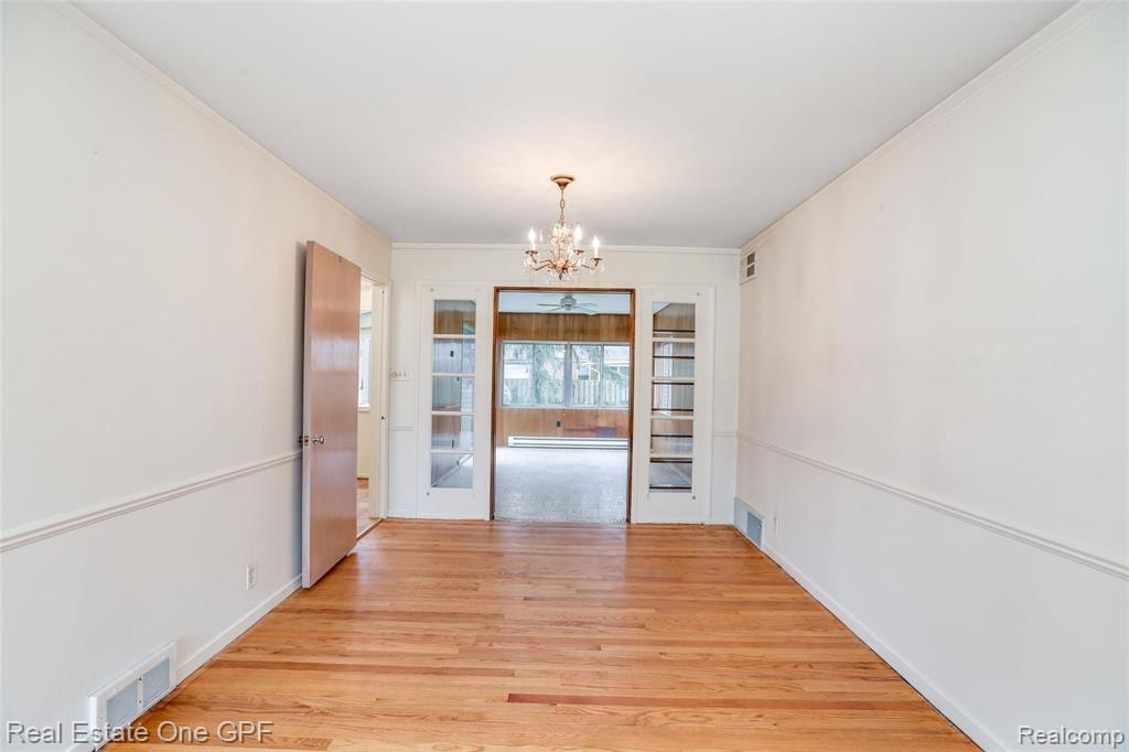 457 Lexington Road Grosse Pointe Farms, MI 48236 - Photo 7 of 26