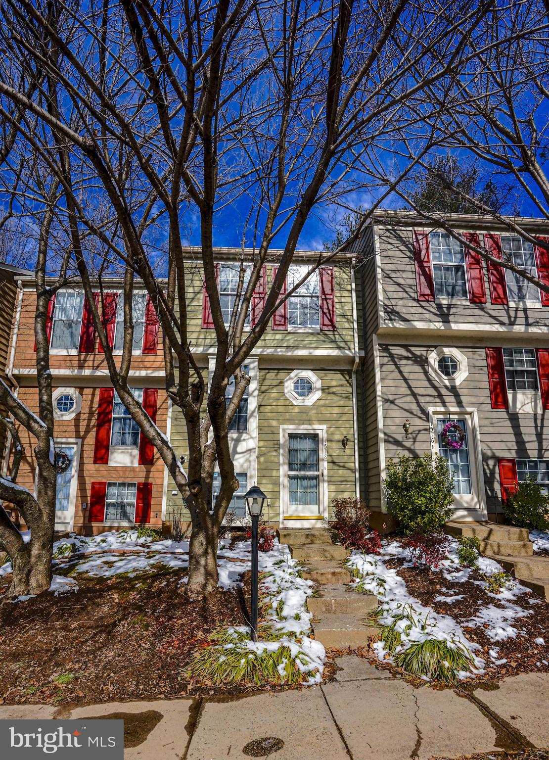 1518 Woodcrest Drive Reston, VA 20194 - Photo 1 of 29