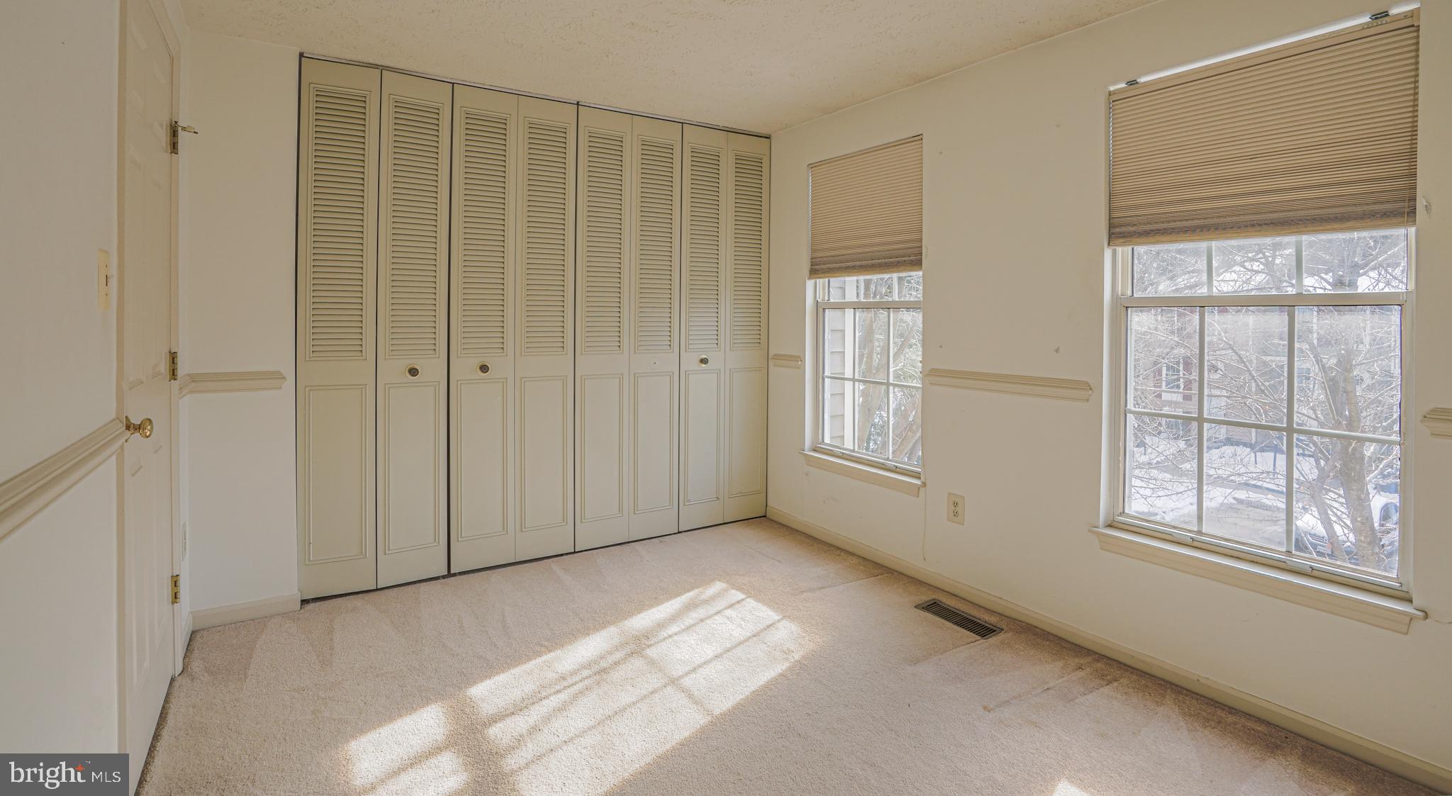 1518 Woodcrest Drive Reston, VA 20194 - Photo 19 of 29