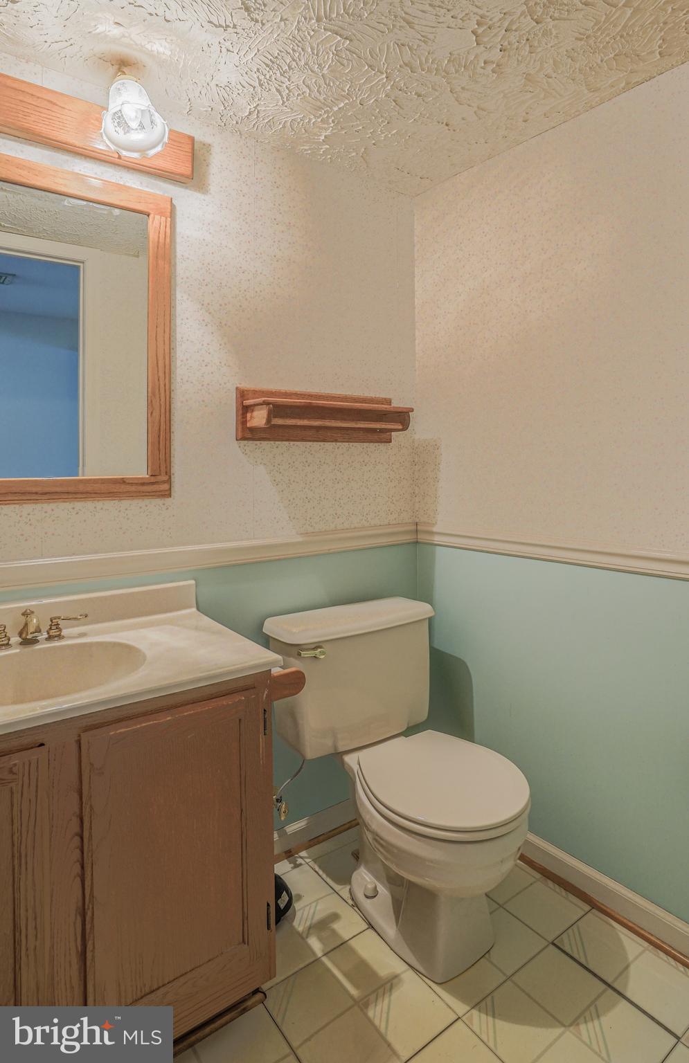 1518 Woodcrest Drive Reston, VA 20194 - Photo 22 of 29