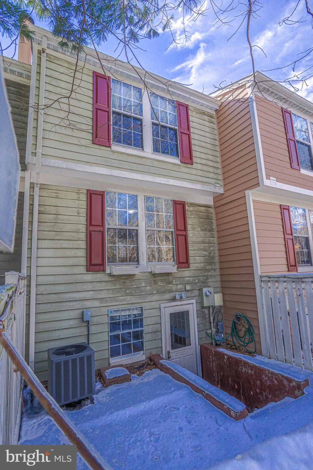 1518 Woodcrest Drive Reston, VA 20194 - Photo 28 of 29