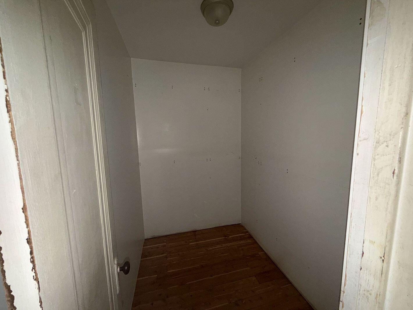 389 Genessee Street River Rouge, MI 48218 - Photo 17 of 35 16