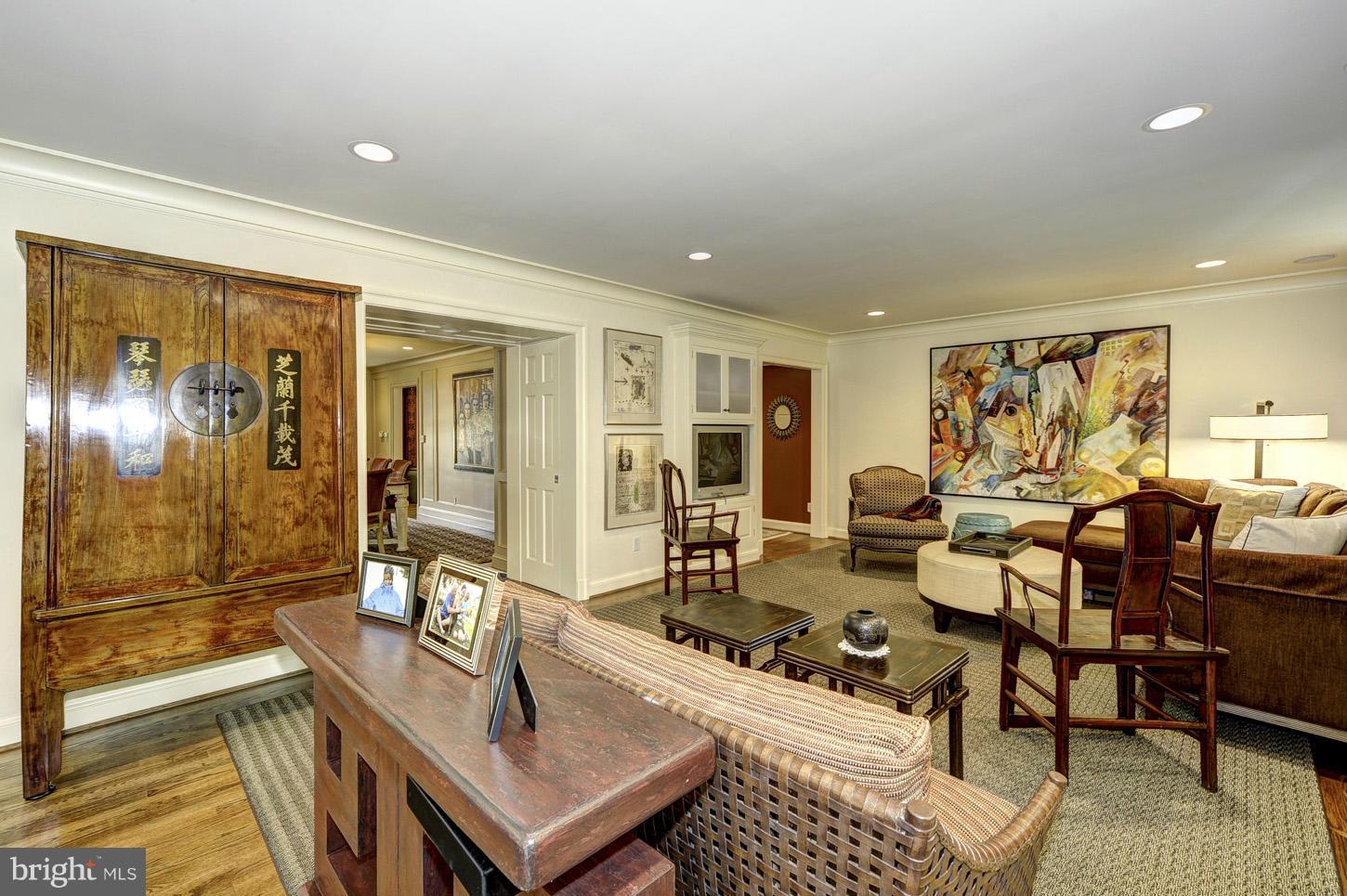 8043 Glendale Road Chevy Chase, MD 20815 - Photo 9 of 24 Family Room