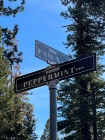 a view of a street sign on a wall