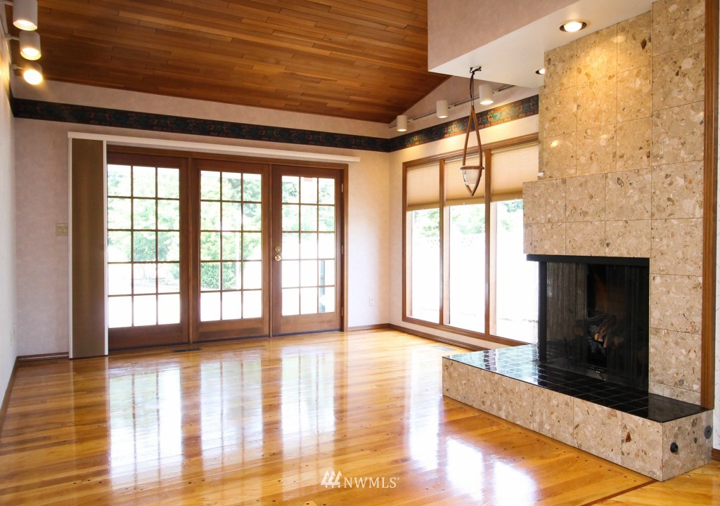 2454 Corman Road Longview, WA 98632 - Photo 4 of 23 Gallery Image 4