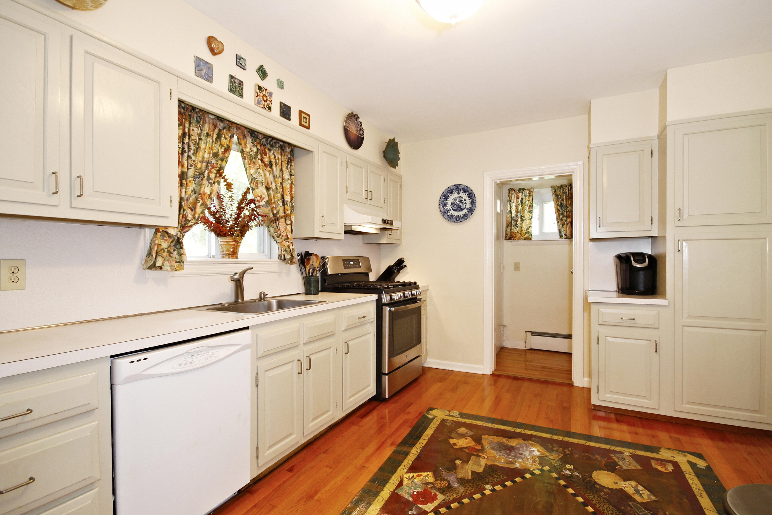 17 Richland Road Greenwich, CT 06830 - Photo 13 of 41 _MG_7916