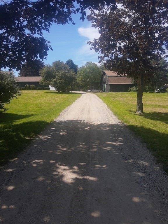 74 Putnam Hill Road Sutton, MA 01590 - Photo 2 of 12