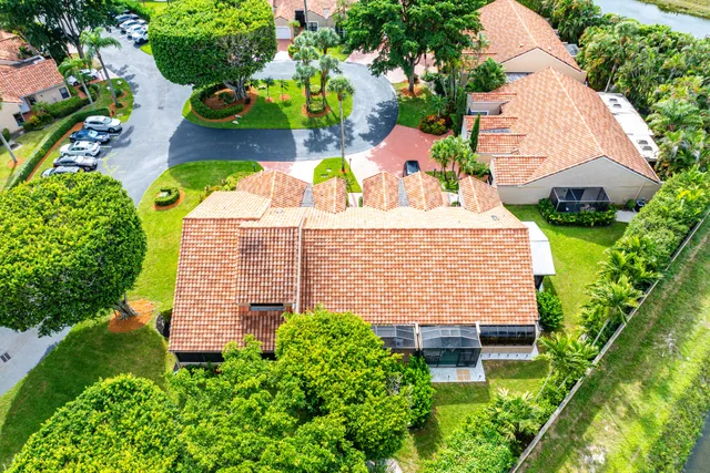 $650,000 | 22627 Meridiana Drive, Boca Raton, FL 33433