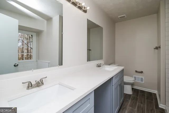 $1,670 | 6681 Cambridge Drive, Rex, GA 30273