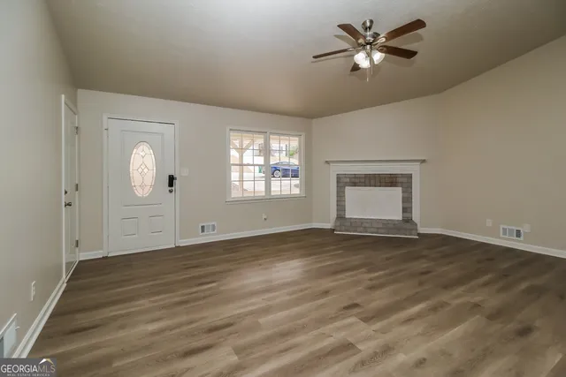 $1,670 | 6681 Cambridge Drive, Rex, GA 30273