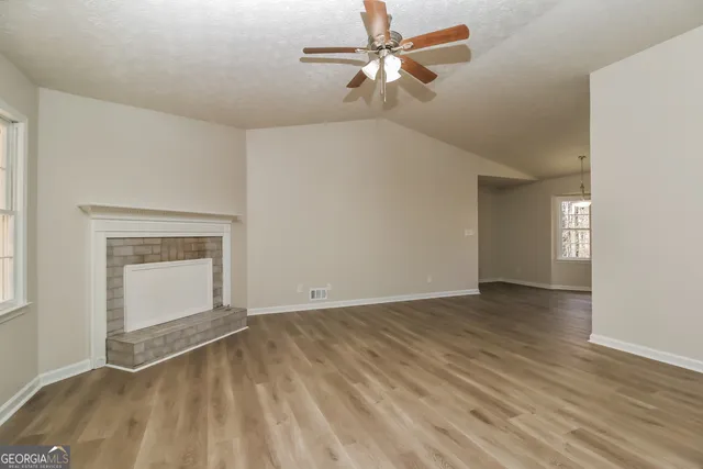 $1,670 | 6681 Cambridge Drive, Rex, GA 30273