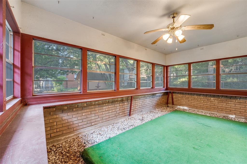 3511 Rio Grande Circle Dallas, TX 75233 - Photo 14 of 15 a view of an empty room with window