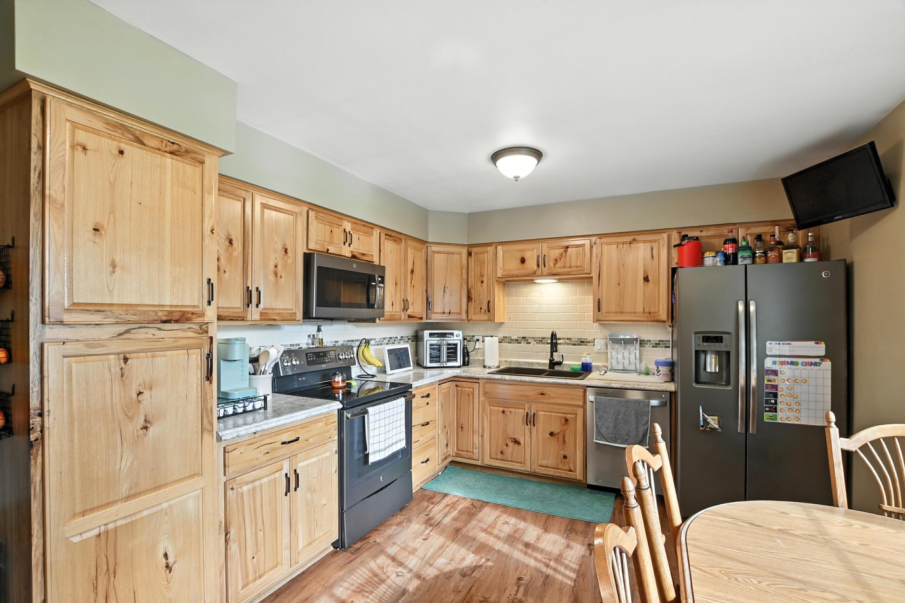 290 Oxford Road Lexington, OH 44904 - Photo 5 of 32 Photo_009