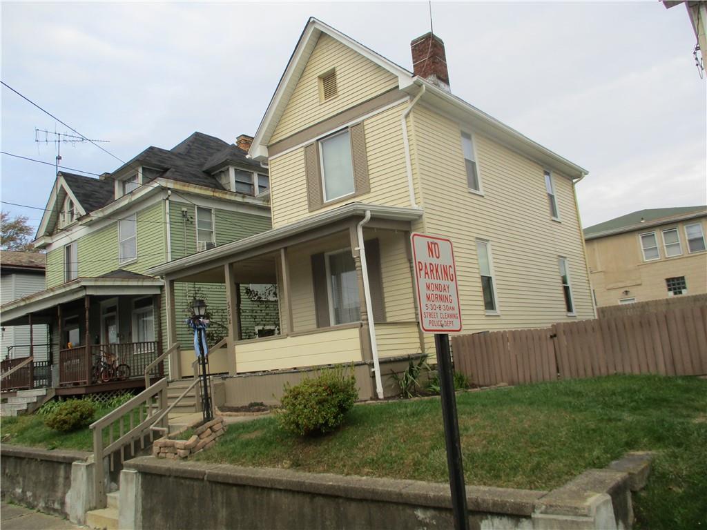 562 Jefferson Street Rochester, PA 15074 - Photo 4 of 33 Gallery Image 4