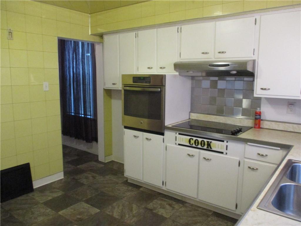 562 Jefferson Street Rochester, PA 15074 - Photo 6 of 33 Gallery Image 6