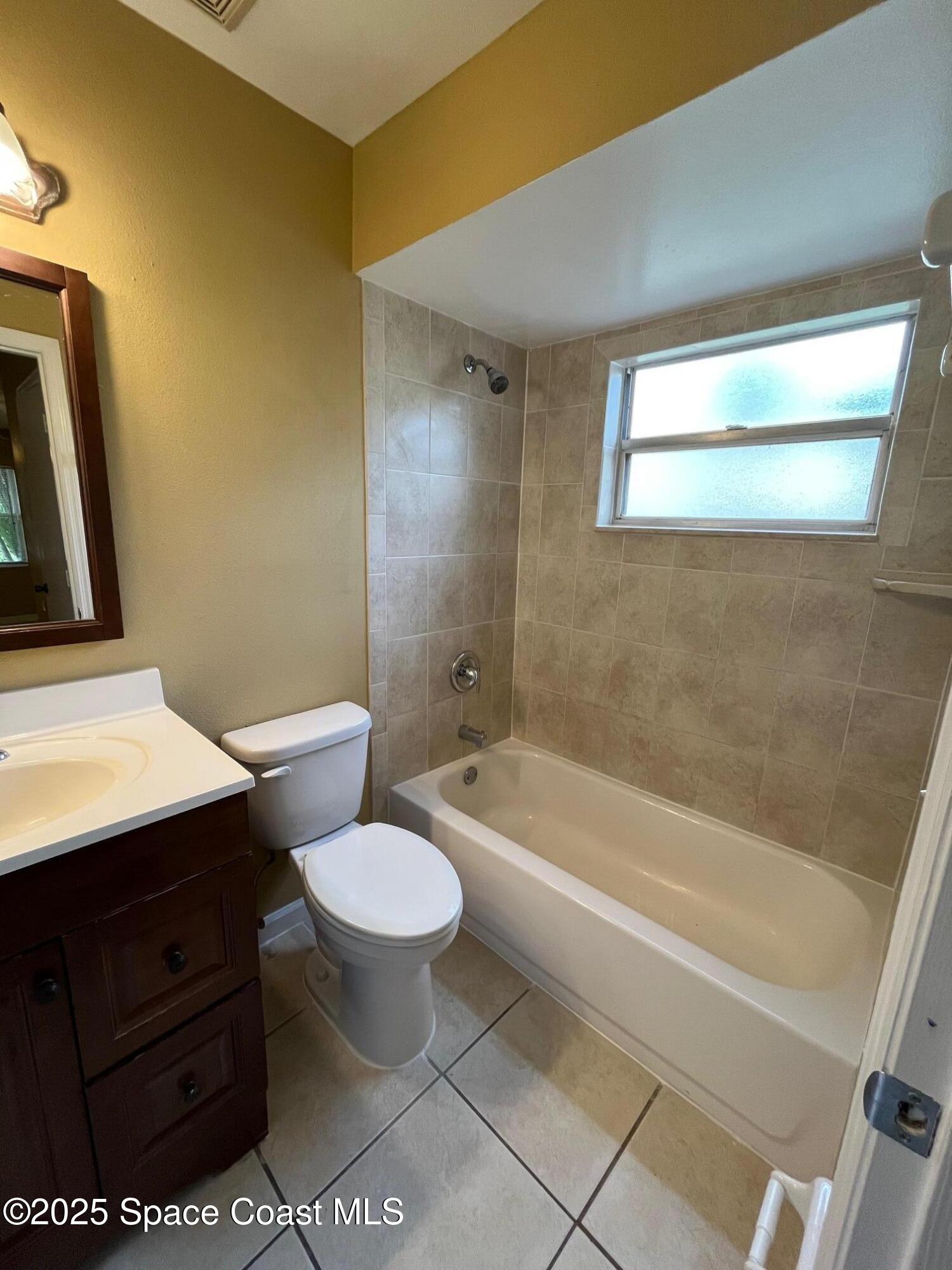 275 Spring Drive, Unit 6 Merritt Island, FL 32953 - Photo 16 of 16 Spring Dr maaster Bath 2