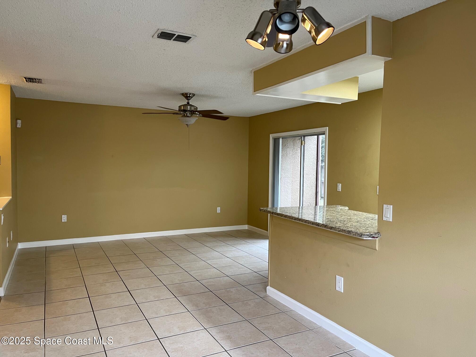 275 Spring Drive, Unit 6 Merritt Island, FL 32953 - Photo 5 of 16 Spring Dr Liv