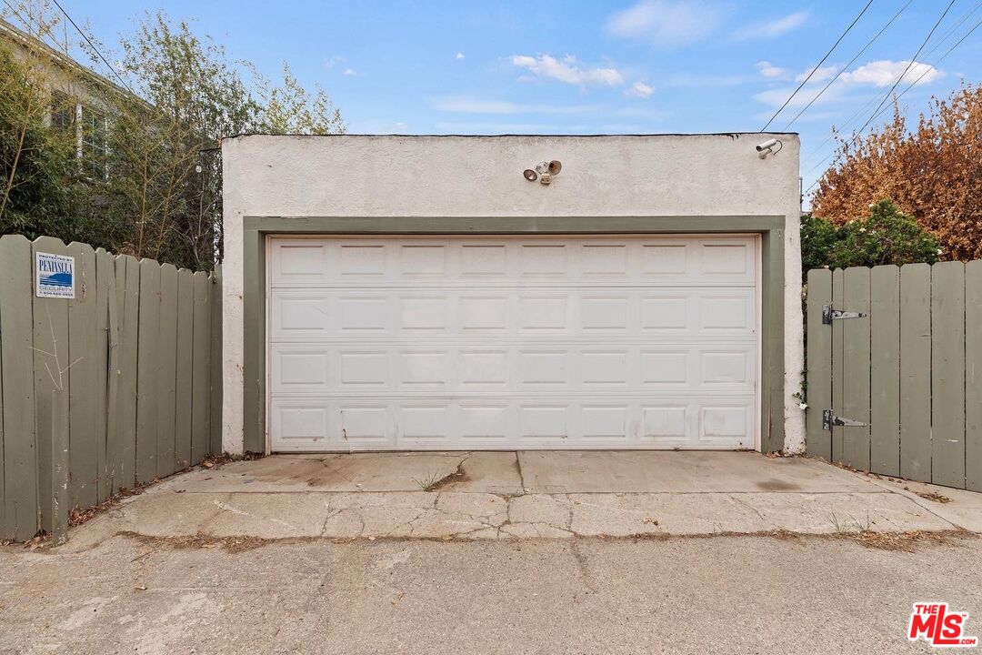 228 Rennie Avenue Venice, CA 90291 - Photo 23 of 26
