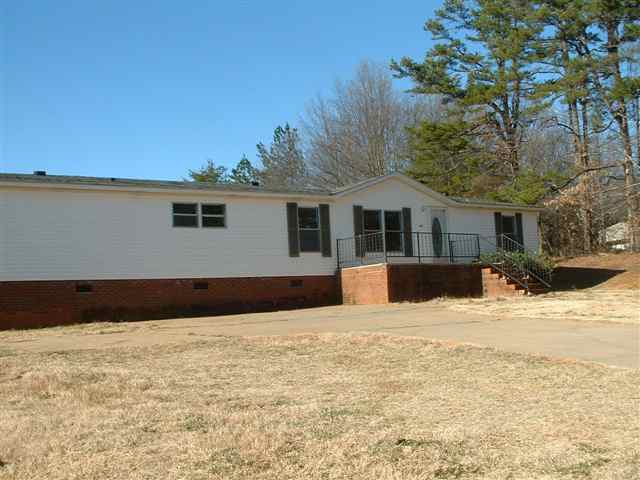 1498 Mt Lebanon Road Campobello, SC 29322 - Photo 3 of 13