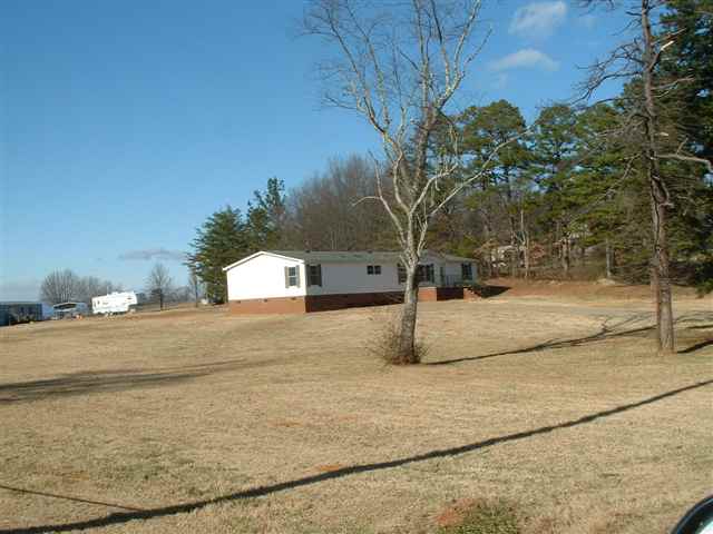 1498 Mt Lebanon Road Campobello, SC 29322 - Photo 4 of 13