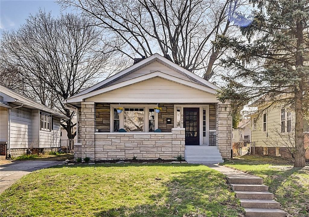 629 North Riley Avenue Indianapolis, IN 46201 - Photo 1 of 30 Gallery Image 1