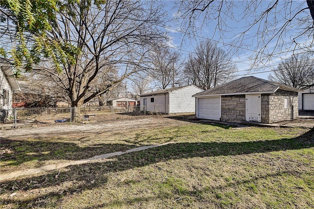 629 North Riley Avenue Indianapolis, IN 46201 - Photo 27 of 30 Gallery Image 27