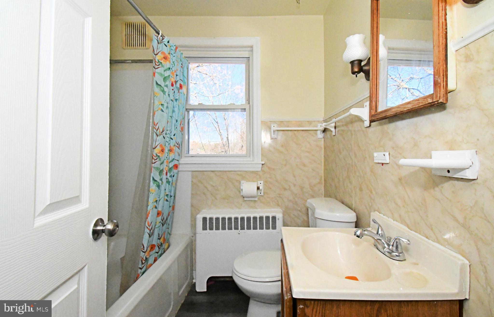 2721 Cowpath Road Hatfield, PA 19440 - Photo 19 of 29 a bathroom with a sink toilet and shower