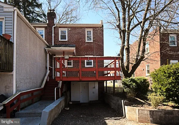 a backyard of a house