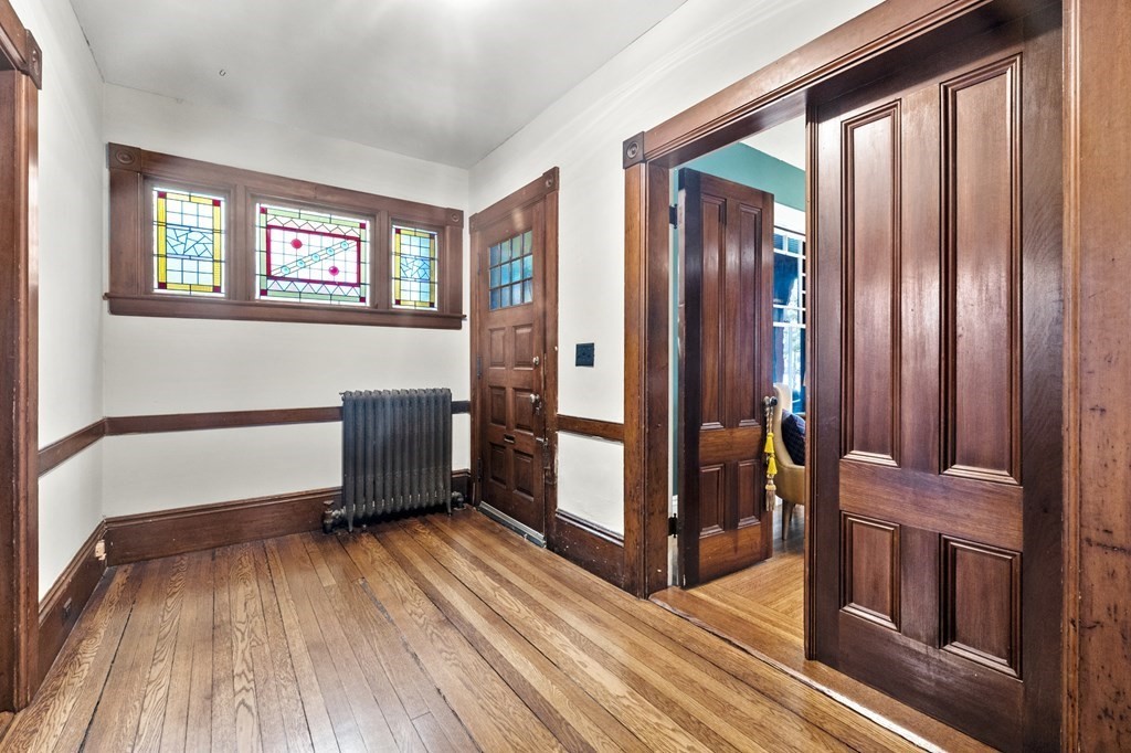 562 Riverside Avenue Medford, MA 02155 - Photo 5 of 38 Gallery Image 5