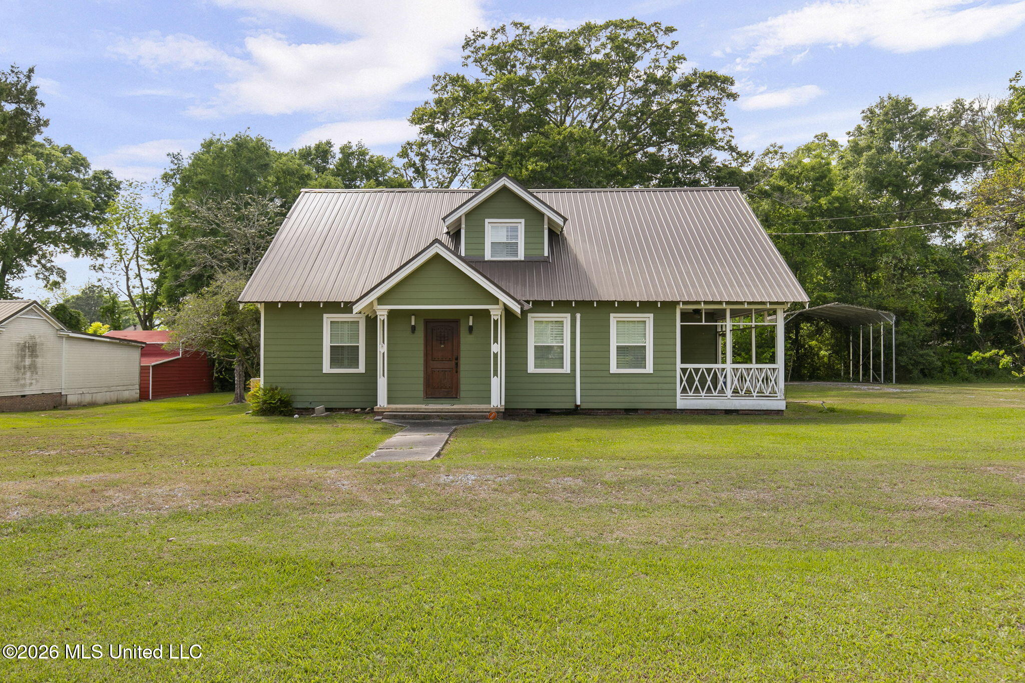 417 North Jackson Street Brookhaven, MS 39601 - Photo 2 of 84 2-web-or-mls-417 n Jackson-2