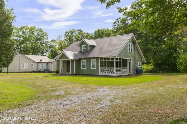 $240,000 | 417 North Jackson Street, Brookhaven, MS 39601