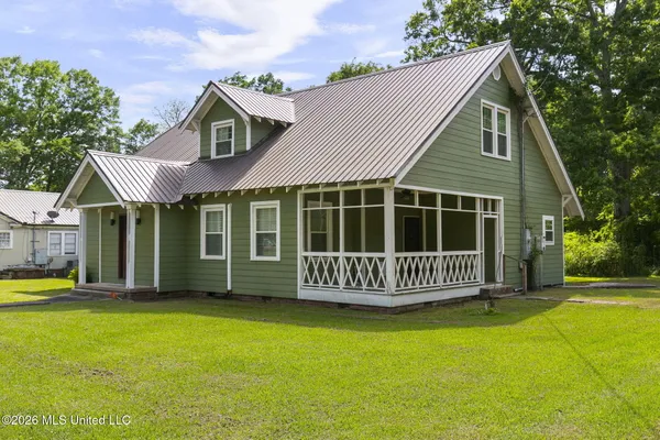 $240,000 | 417 North Jackson Street, Brookhaven, MS 39601