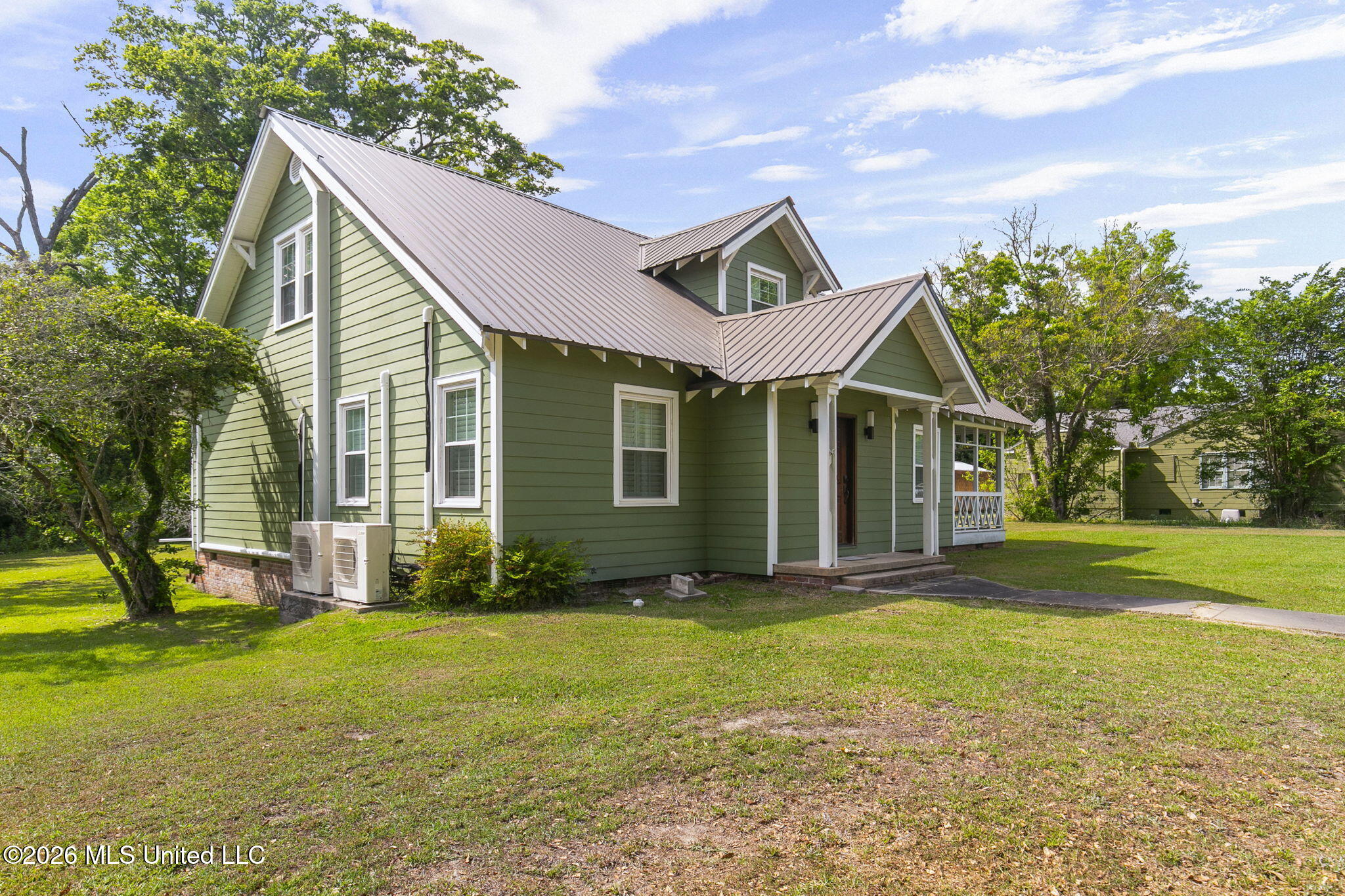 417 North Jackson Street Brookhaven, MS 39601 - Photo 6 of 84 6-web-or-mls-417 n Jackson-6