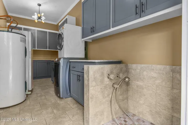 $240,000 | 417 North Jackson Street, Brookhaven, MS 39601