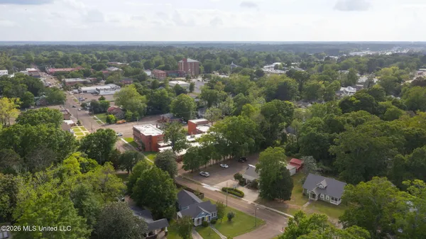 $240,000 | 417 North Jackson Street, Brookhaven, MS 39601