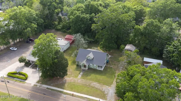 $240,000 | 417 North Jackson Street, Brookhaven, MS 39601