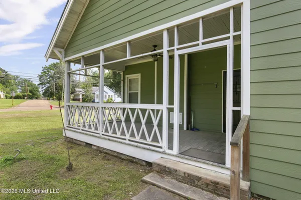 $240,000 | 417 North Jackson Street, Brookhaven, MS 39601