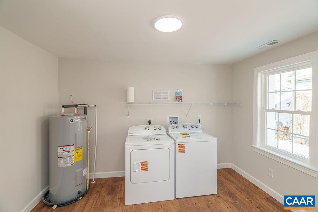 1433 Harding Avenue Waynesboro, VA 22980 - Photo 14 of 53