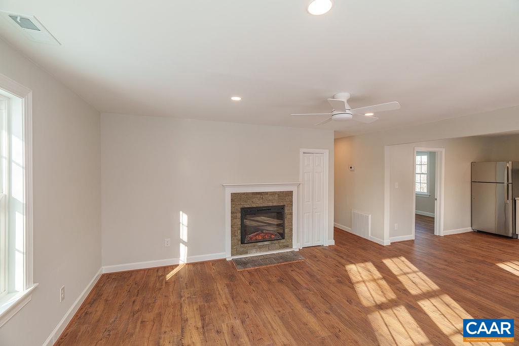 1433 Harding Avenue Waynesboro, VA 22980 - Photo 20 of 53