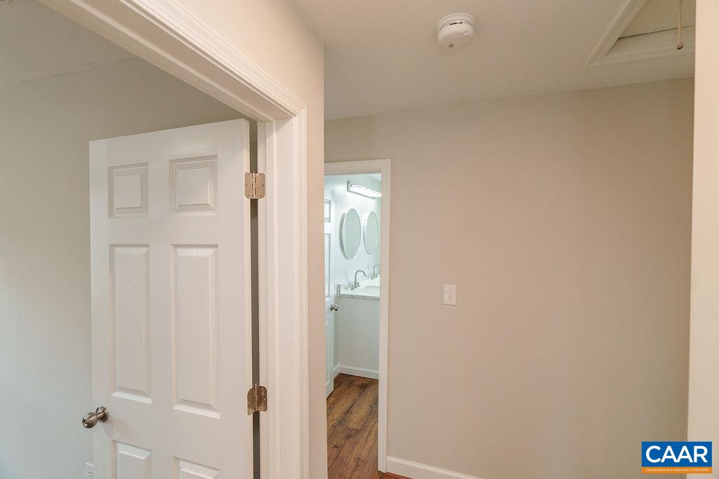 1433 Harding Avenue Waynesboro, VA 22980 - Photo 23 of 53