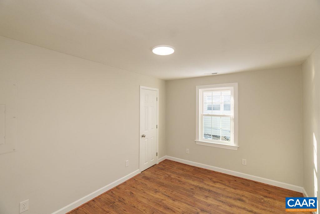 1433 Harding Avenue Waynesboro, VA 22980 - Photo 24 of 53